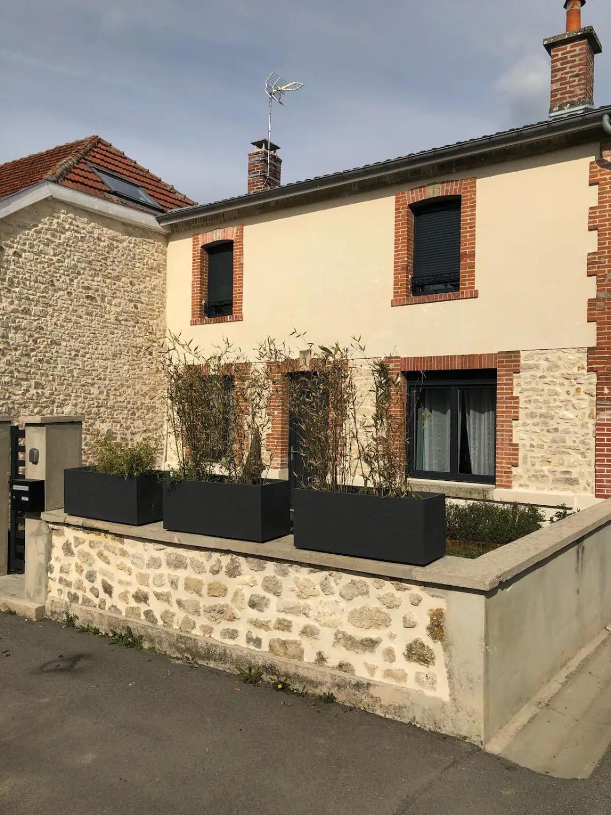 Agreable Maison Petit Jardin A 7 Minutes De Reims Pargny-les-Reims Exterior photo